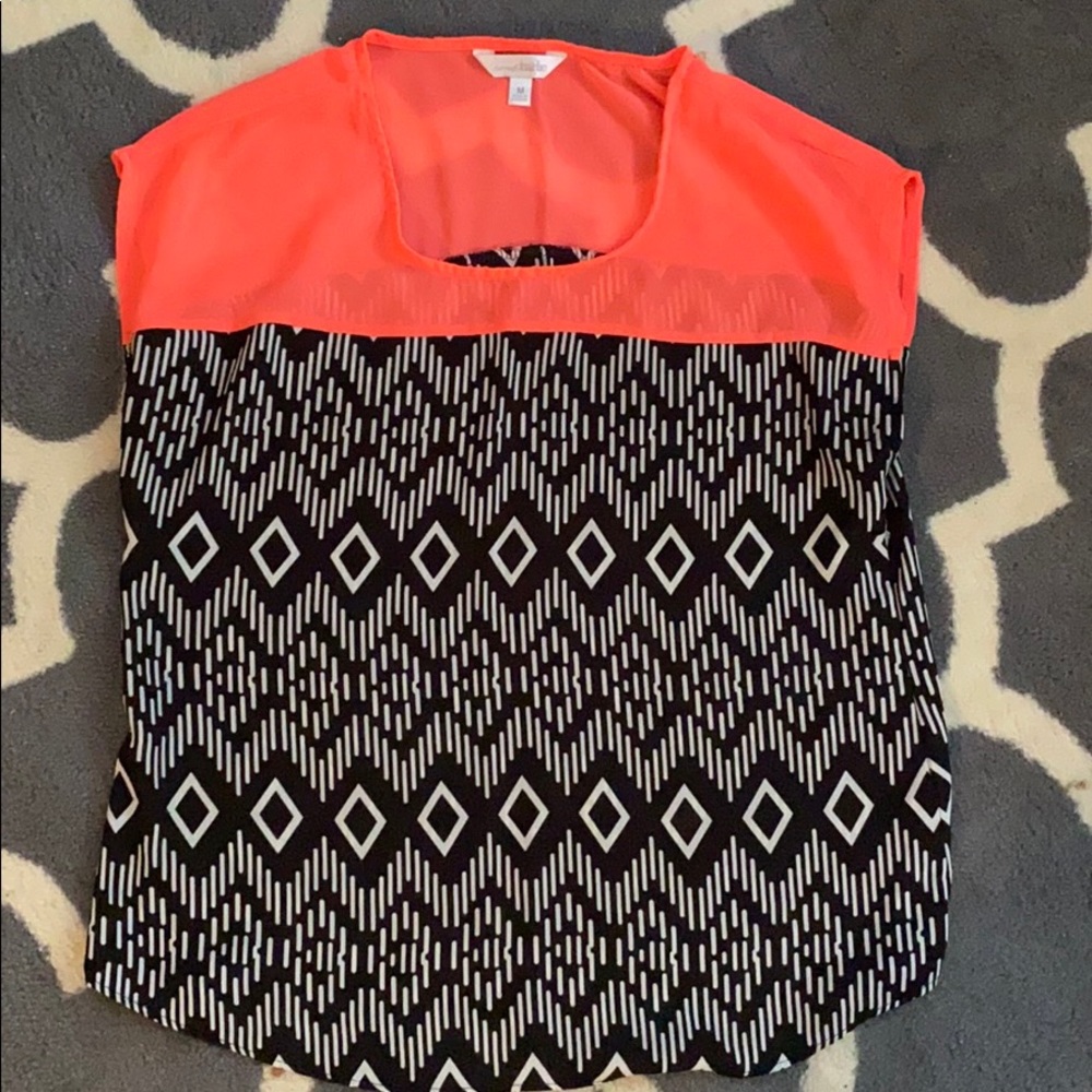 Short sleeve shirt